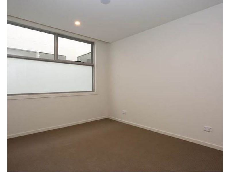 207/51-53 Gaffney Street, Coburg VIC 3058