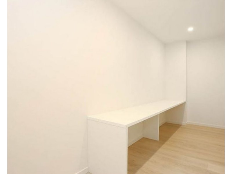 207/51-53 Gaffney Street, Coburg VIC 3058