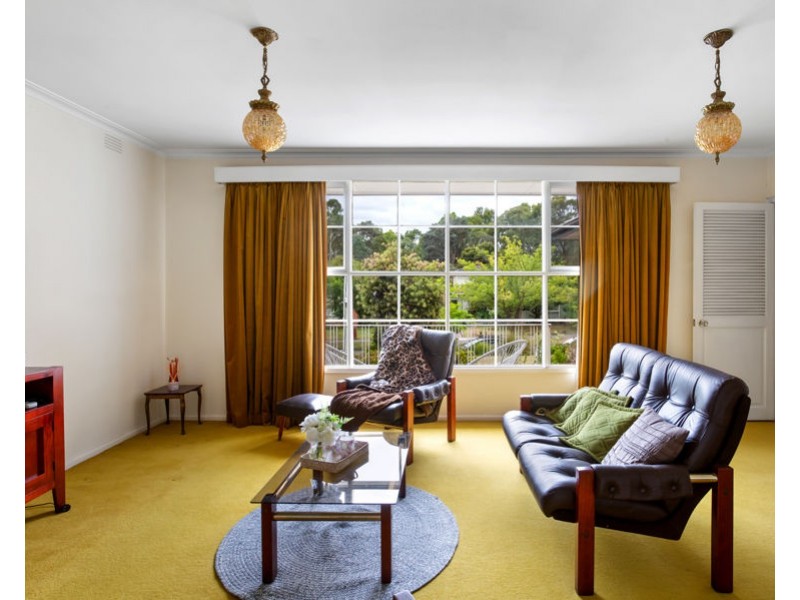 34 Valda Avenue, Mont Albert North VIC 3129