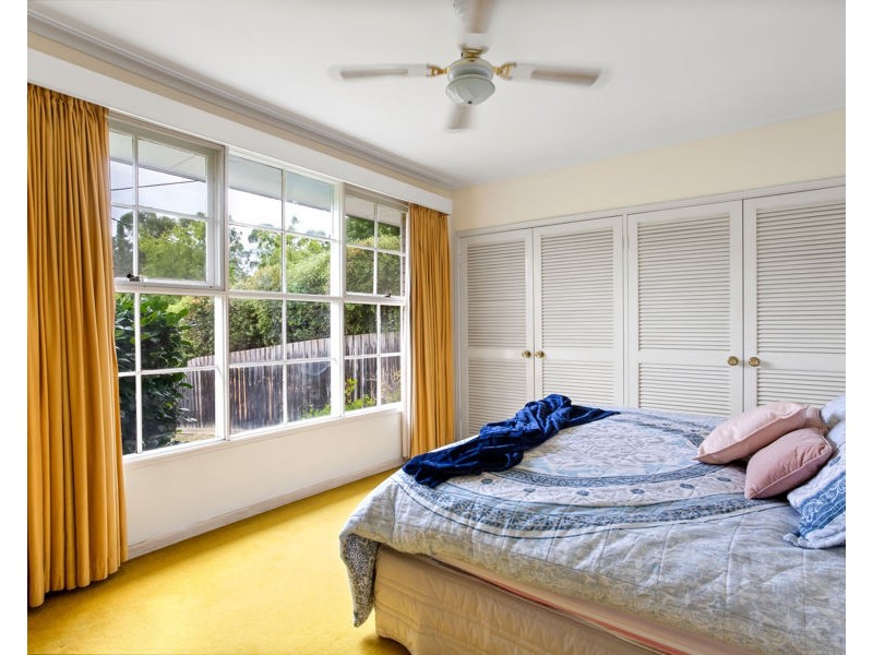34 Valda Avenue, Mont Albert North VIC 3129