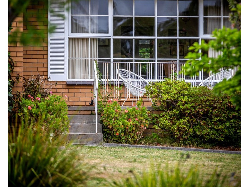 34 Valda Avenue, Mont Albert North VIC 3129