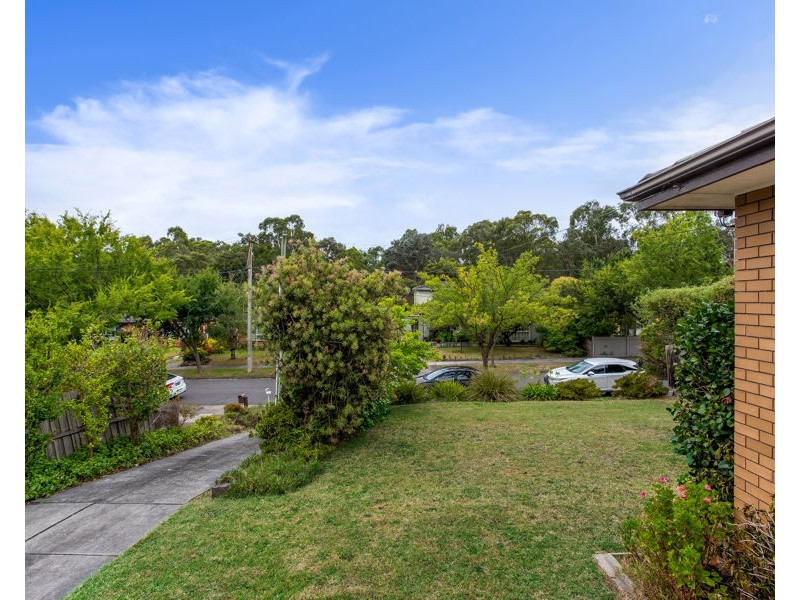 34 Valda Avenue, Mont Albert North VIC 3129