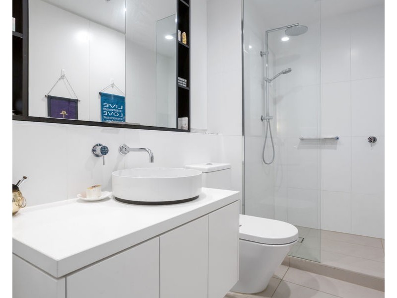 204/427 Hampton Street, Hampton VIC 3188