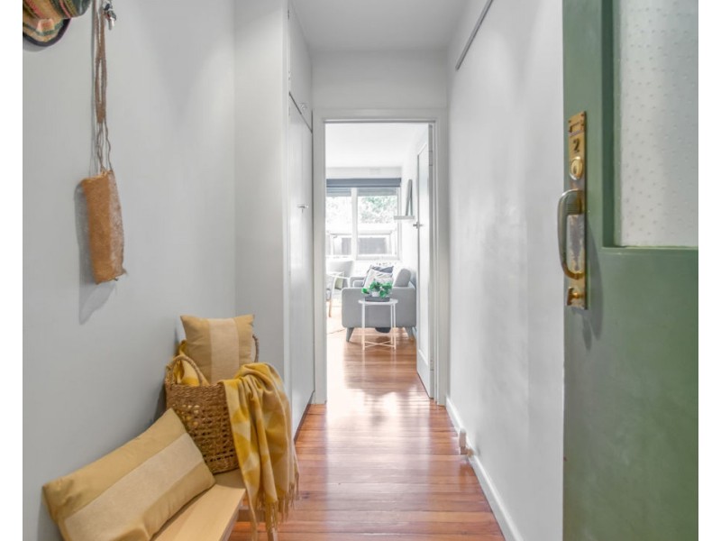 2/12 Bentley Street, Surrey Hills VIC 3127