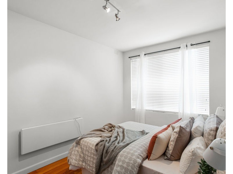 2/12 Bentley Street, Surrey Hills VIC 3127