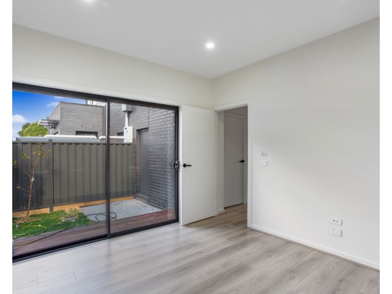 3/34 Tambo Avenue, Reservoir VIC 3073