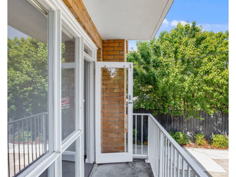 1/4 Langford Street, Surrey Hills VIC 3127