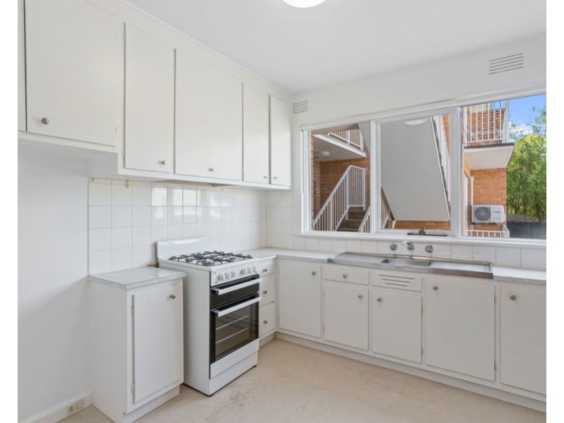 1/4 Langford Street, Surrey Hills VIC 3127