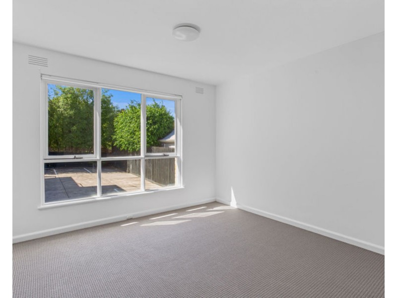 1/4 Langford Street, Surrey Hills VIC 3127