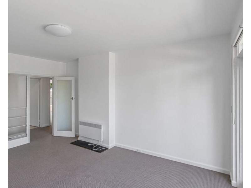 1/4 Langford Street, Surrey Hills VIC 3127