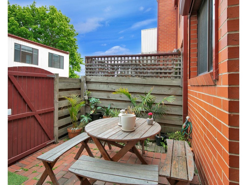 1/581 Nicholson Street, Carlton North VIC 3054