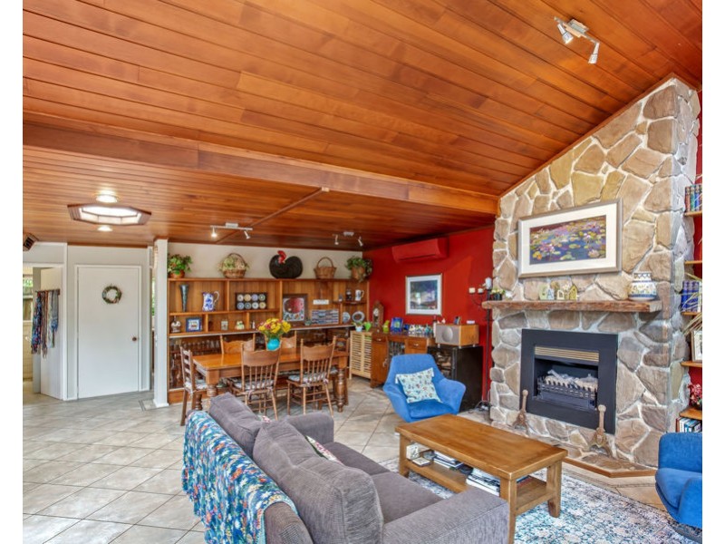 16 Haddon Court, Mitcham VIC 3132
