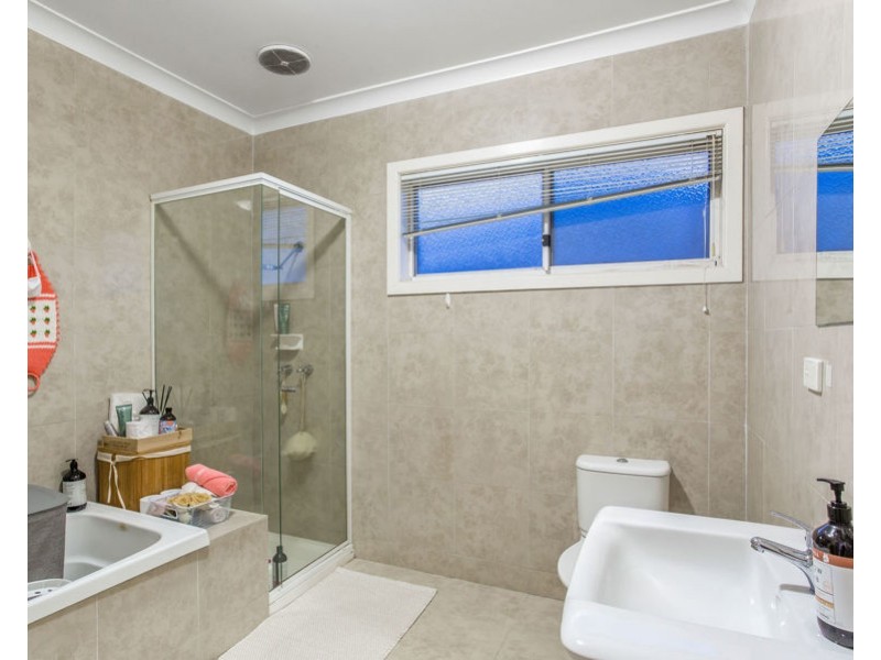 103 New Road, Oak Park VIC 3046