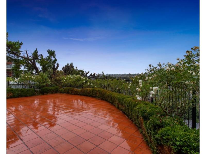 103 New Road, Oak Park VIC 3046