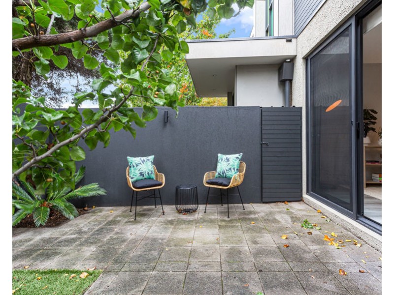 2/260 Brunswick Road, Brunswick VIC 3056