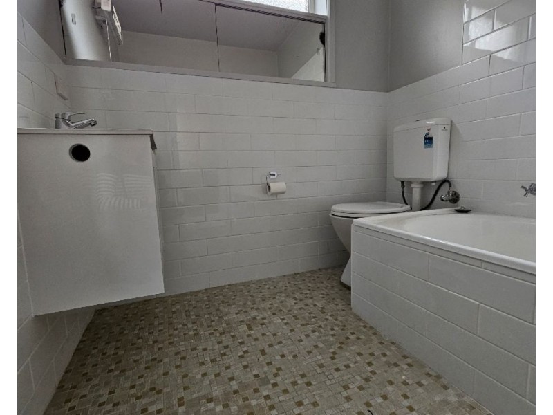 1/1 Allard Street, Brunswick West VIC 3055