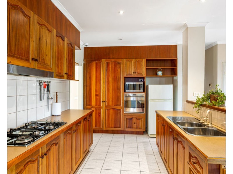 151 Rathcown Road, Reservoir VIC 3073