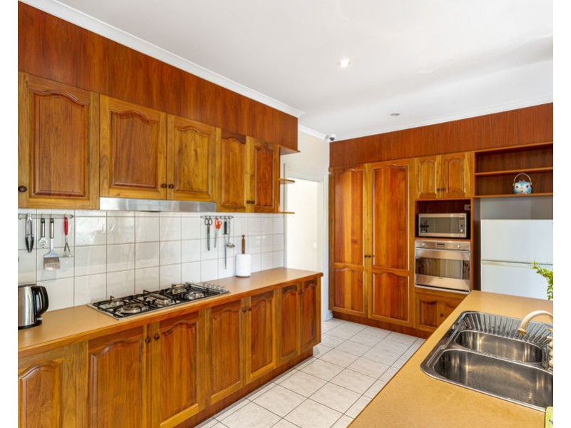 151 Rathcown Road, Reservoir VIC 3073