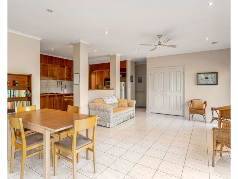 151 Rathcown Road, Reservoir VIC 3073