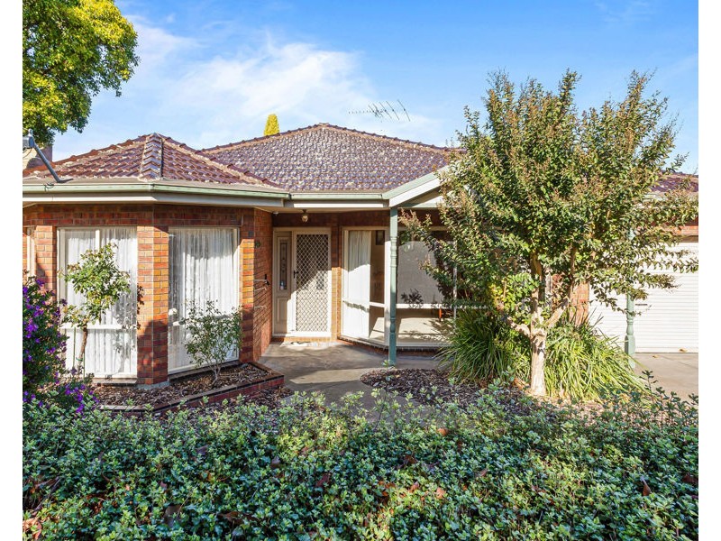 151 Rathcown Road, Reservoir VIC 3073