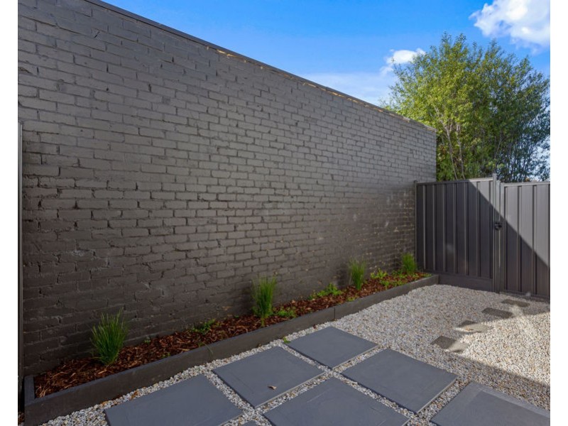 1/393 Moreland Road, Coburg VIC 3058