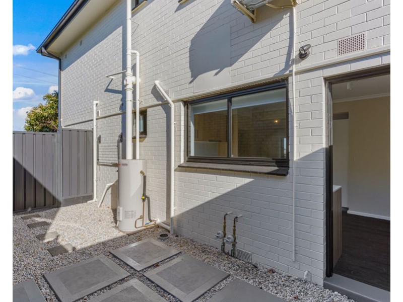 1/393 Moreland Road, Coburg VIC 3058