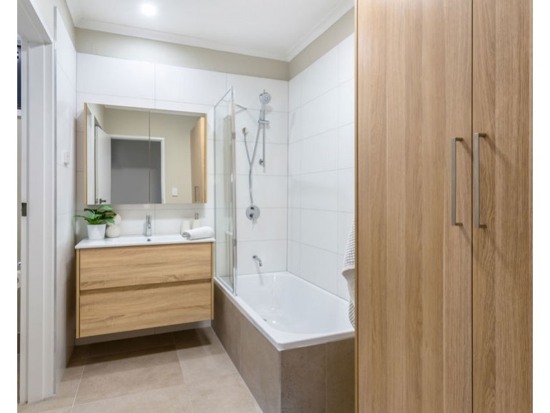 8/393 Moreland Road, Coburg VIC 3058
