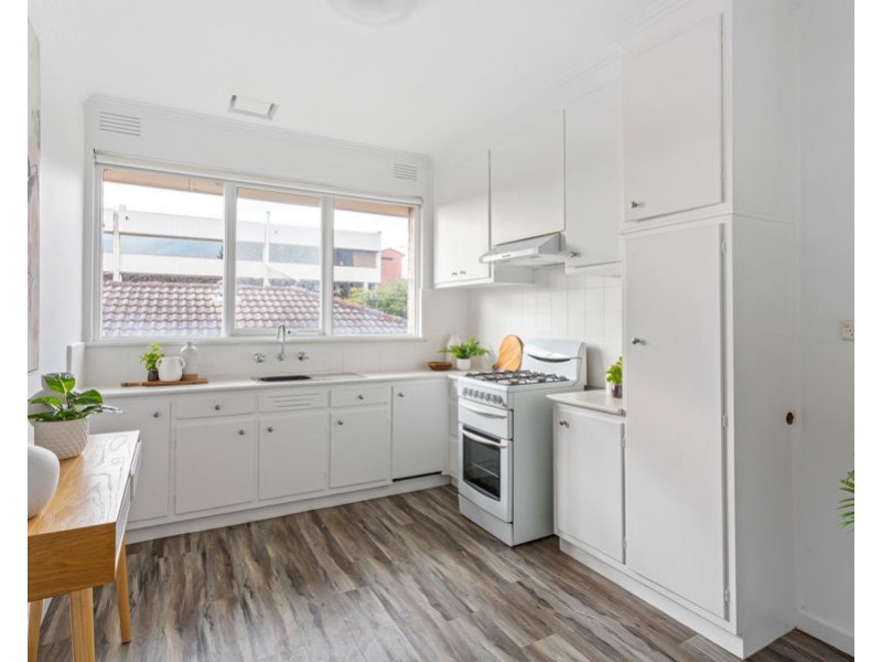 6/4 Langford Street, Surrey Hills VIC 3127
