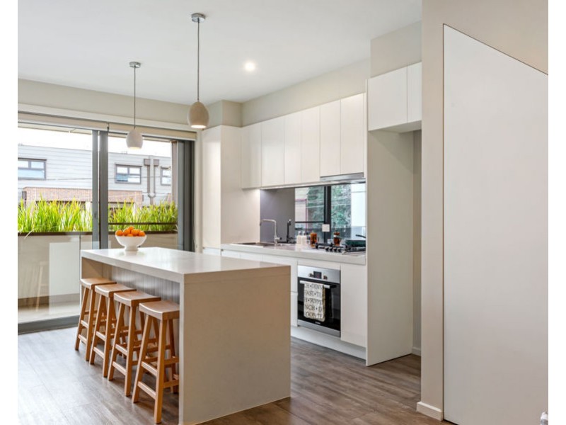 2/156 Moreland Road, Brunswick VIC 3056