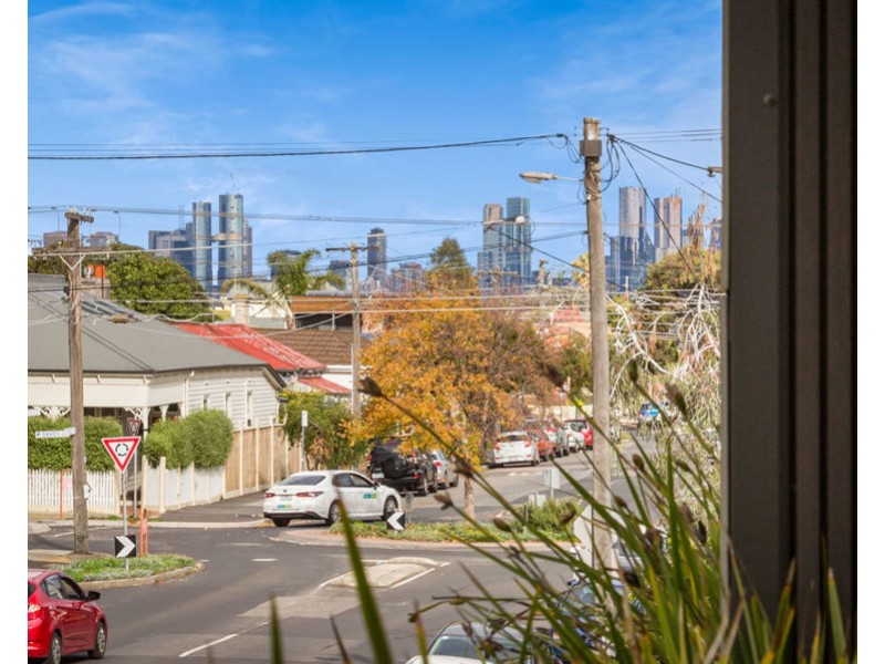 2/156 Moreland Road, Brunswick VIC 3056