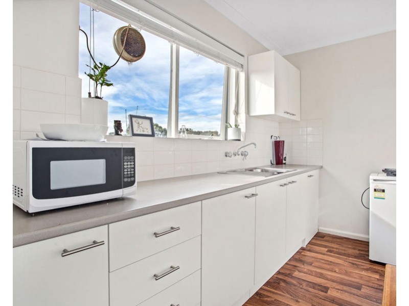 6/4-6 Harvey Street, Brunswick VIC 3056