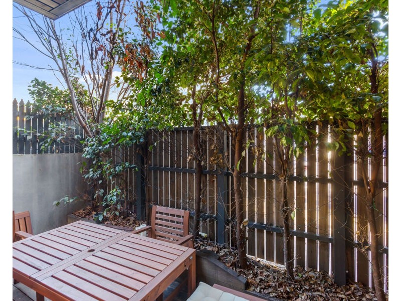 2/165 Lennox Street, Richmond VIC 3121