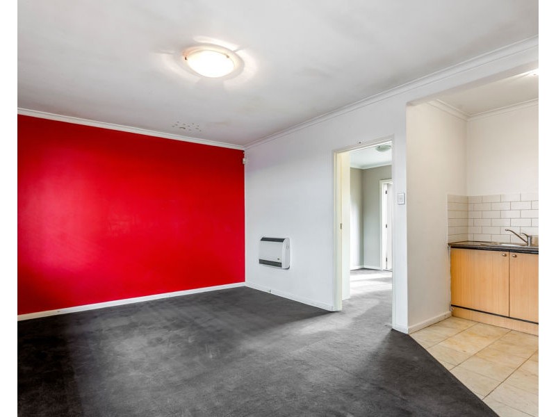 2/71a Holmes Street, Brunswick VIC 3056