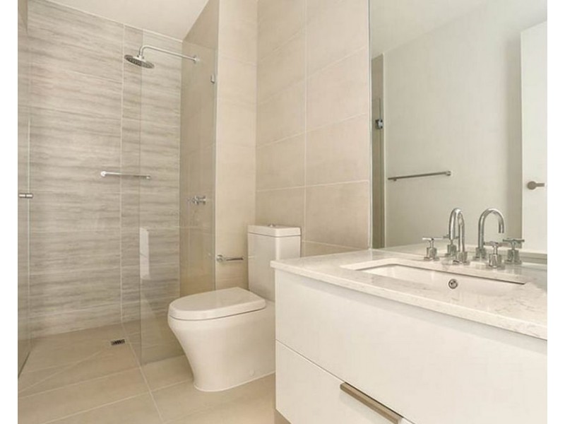 402/747 Sydney Road, Brunswick VIC 3056