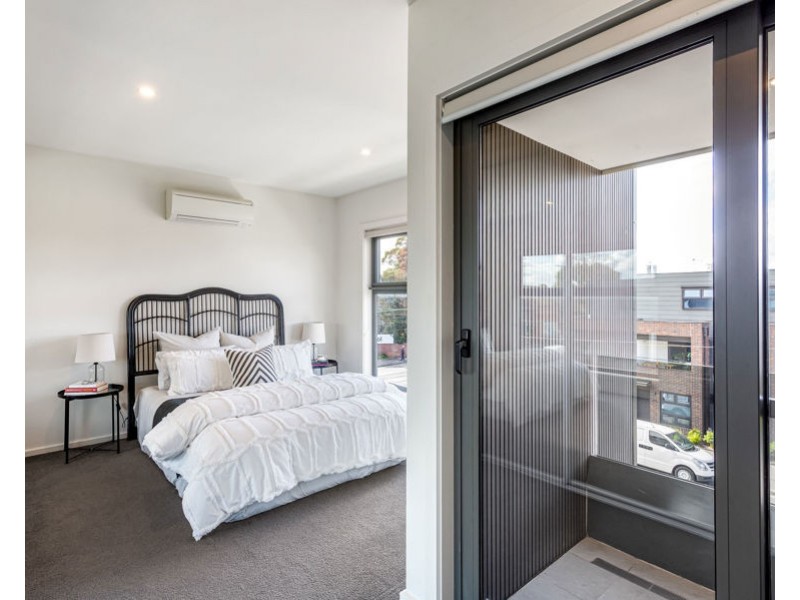 3/156 Moreland Road, Brunswick VIC 3056