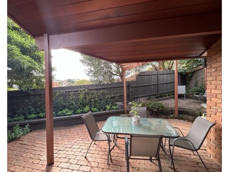 1 Glenmanor Close, Templestowe VIC 3106