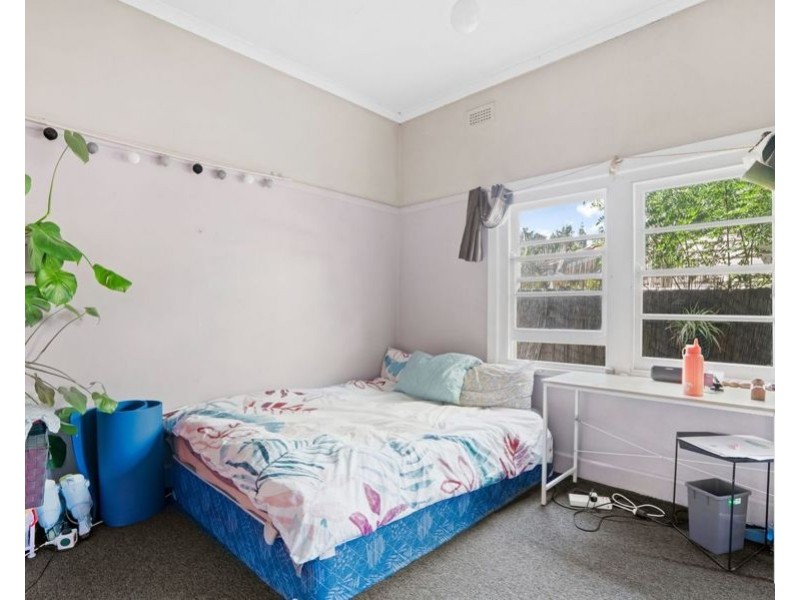 296 Bell Street, Coburg VIC 3058