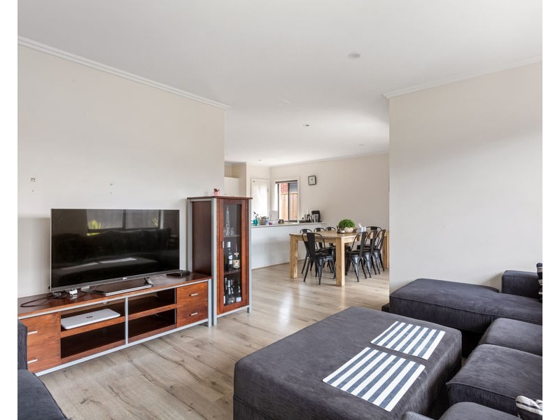 37 Rockfern Crescent, Diggers Rest VIC 3427
