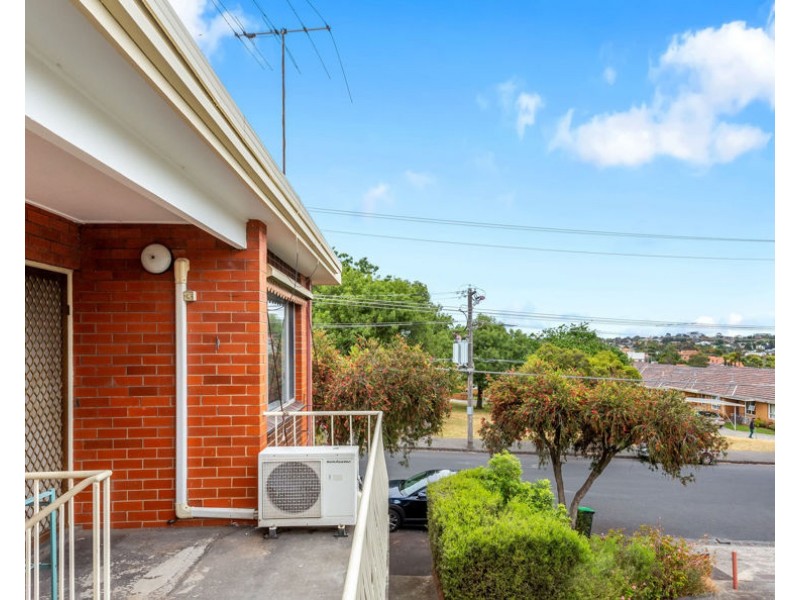 16/16 Passfield Street, Brunswick West VIC 3055