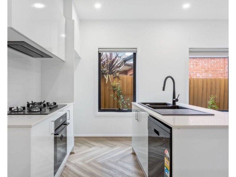 4/9 Farringdon Street, Pascoe Vale VIC 3044