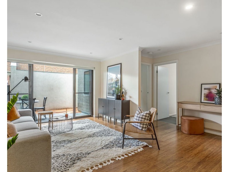 8/138 Darebin Road, Northcote VIC 3070