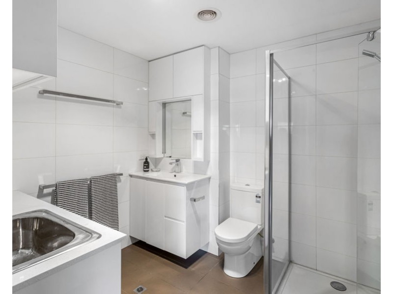 8/138 Darebin Road, Northcote VIC 3070