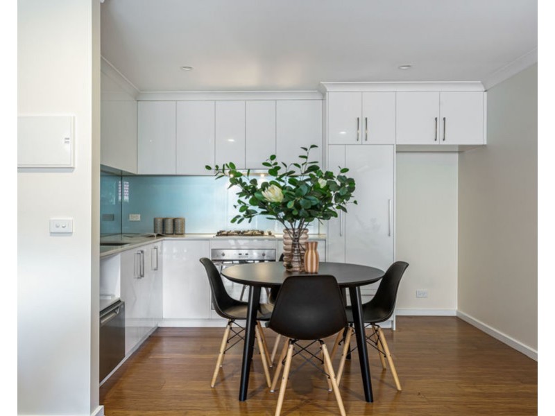 8/138 Darebin Road, Northcote VIC 3070