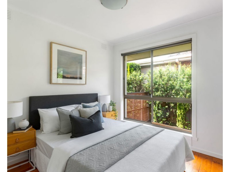 2/116 Tinning Street, Brunswick VIC 3056