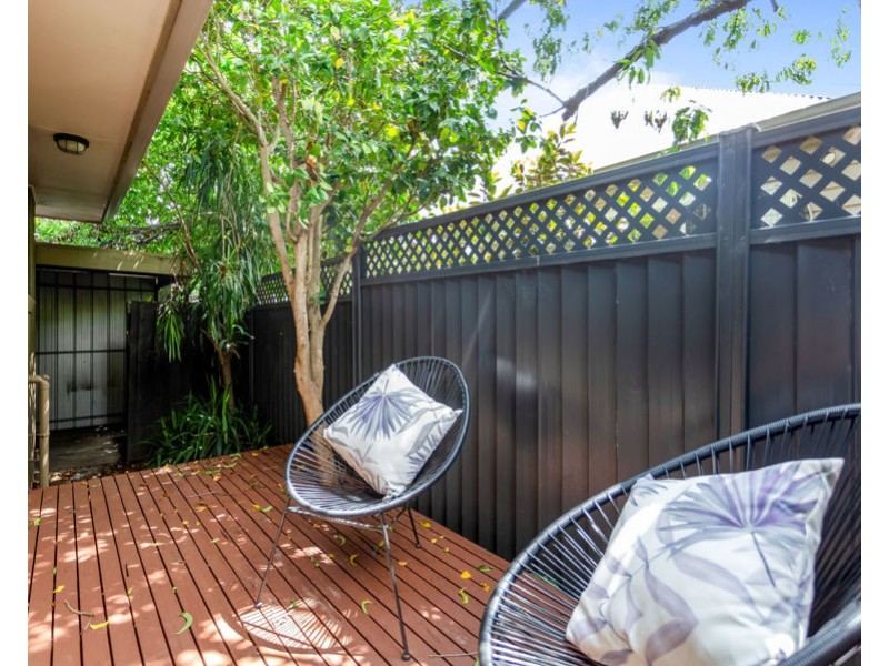 2/116 Tinning Street, Brunswick VIC 3056
