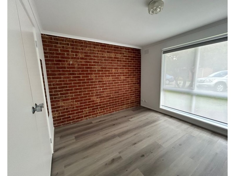 2/368-370 Melrose Drive, Tullamarine VIC 3043