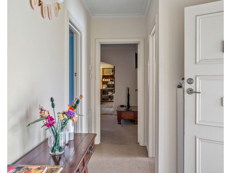 4 Eastgate Street, Pascoe Vale South VIC 3044