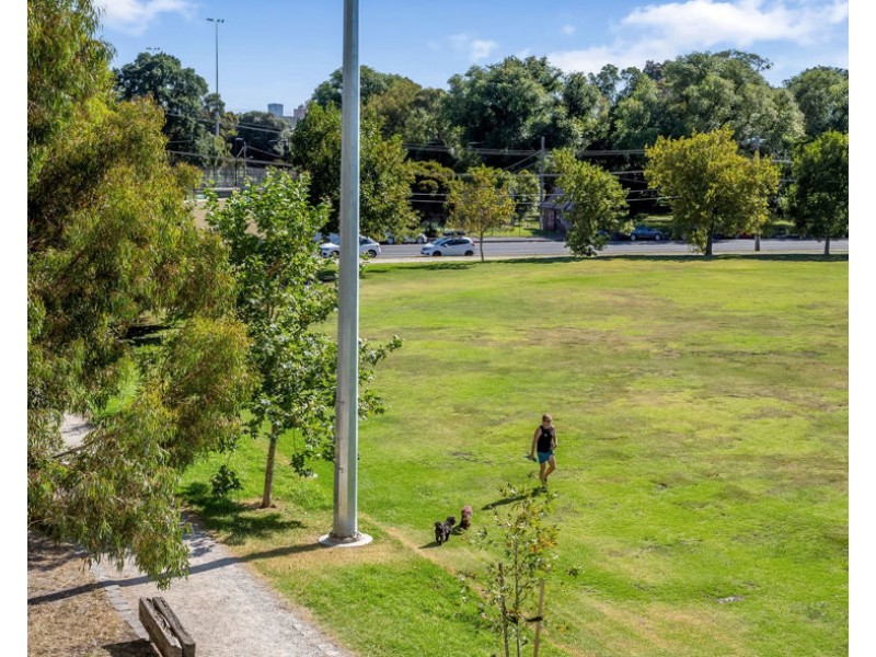 D116/460 Victoria Street, Brunswick VIC 3056