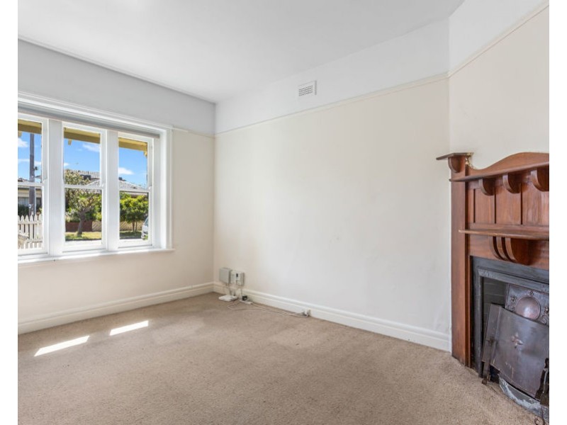 10 Ferry Crescent, Brunswick West VIC 3055
