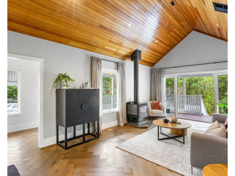 70 Quarry Road, Mitcham VIC 3132
